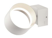 Moderne weiße Wandleuchte LOOP mit rundem, schwenkbarem Design, seitliche Perspektive