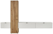 Frontale Ansicht einer modernen Wandkombination mit einem hohen, schmalen Holzschrank in der Mitte und zwei weißen, horizontalen Schränken auf beiden Seiten.