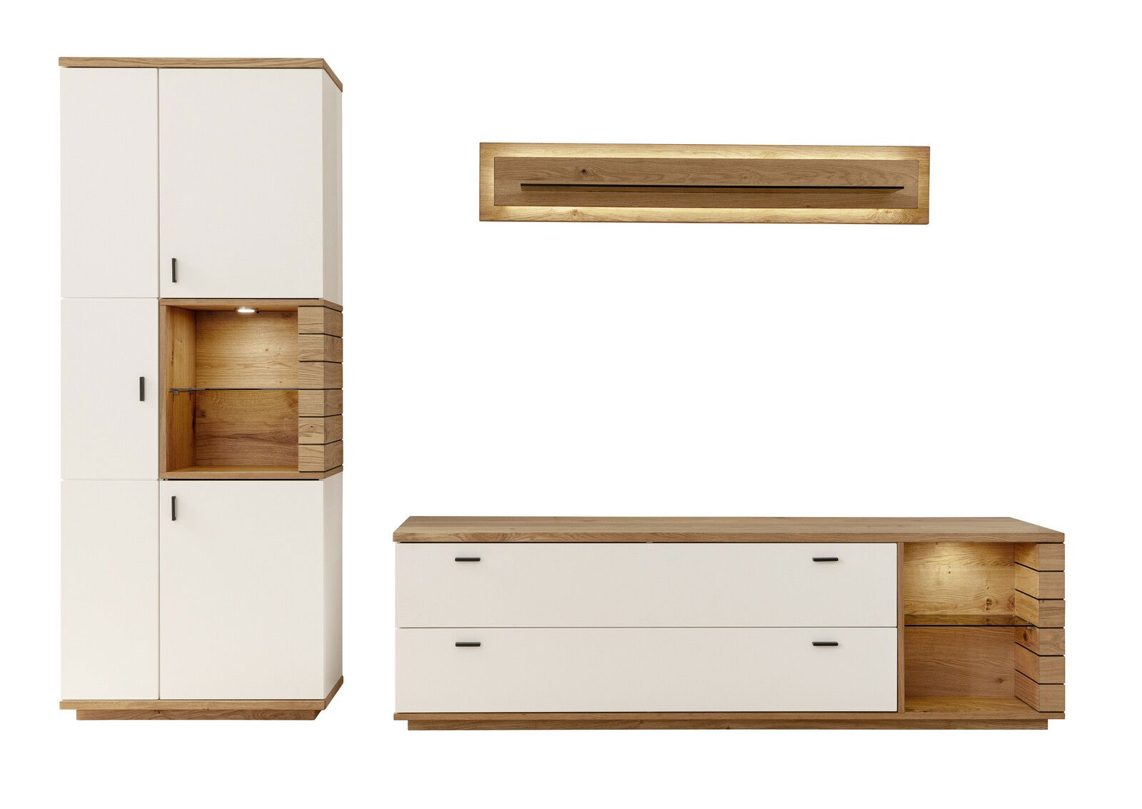 Moderne Wandkombination aus Holz und Weiß mit Schrank, Regal und Sideboard, frontal betrachtet.