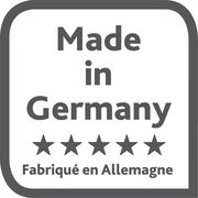 Etikett mit der Aufschrift 'Made in Germany' und fünf Sternen, perspektivisch von vorne betrachtet.