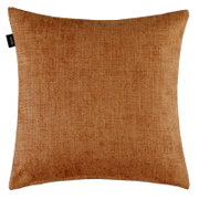 Vierkant sierkussen van JOOP! in warm oranjebruin met een fijn geweven structuur, recht van voren afgebeeld