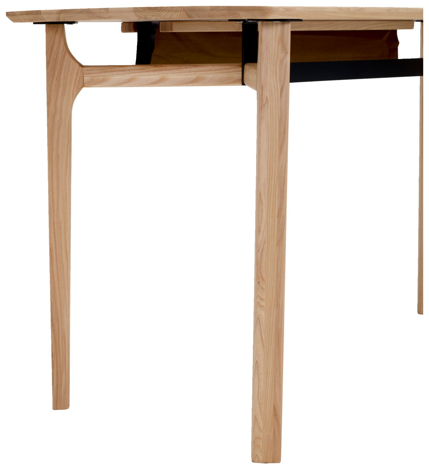 Zijaanzicht van een modern bureau van licht hout met een zwart metalen frame.