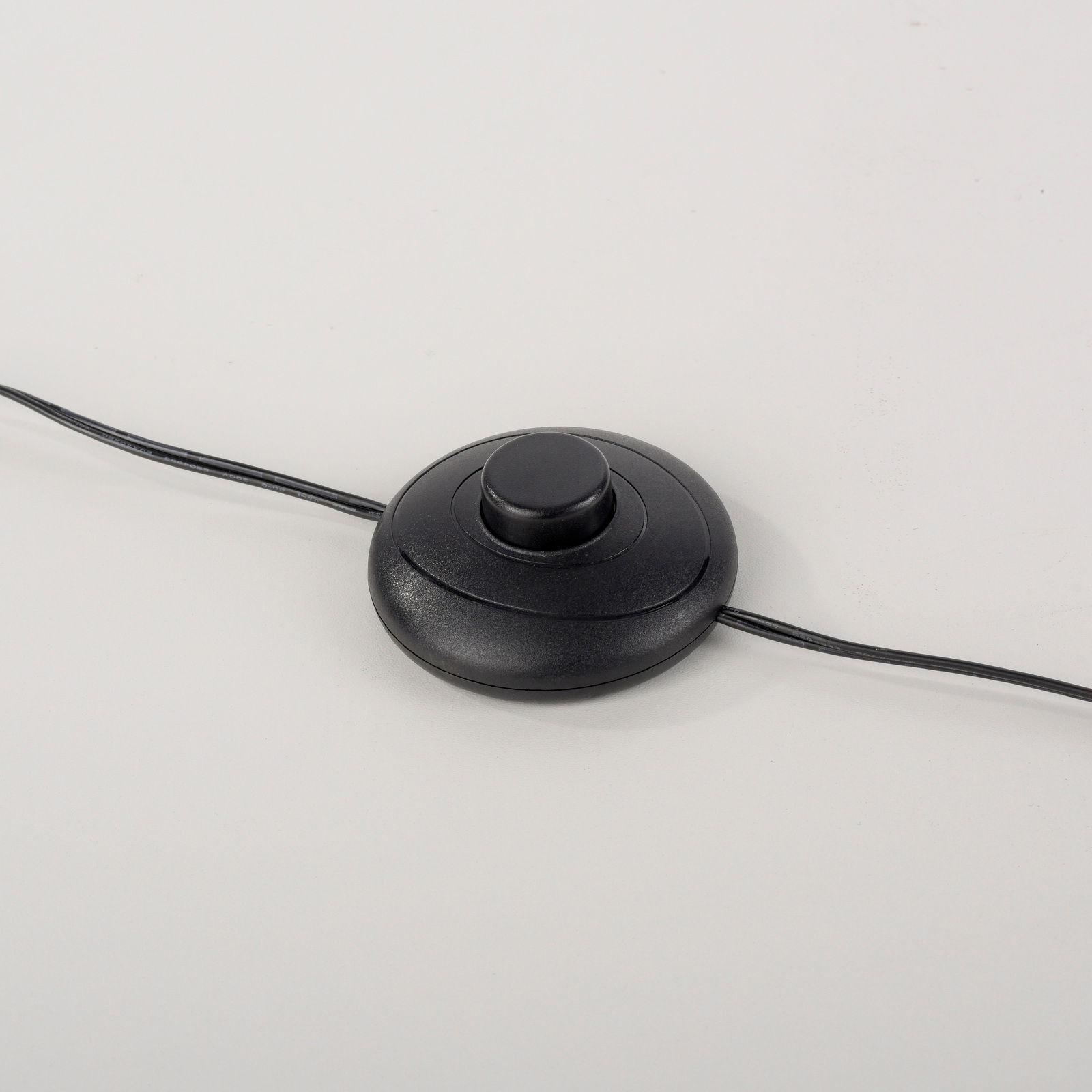 Schwarzer Fußschalter für Stehleuchte MINI RITUS, Draufsicht