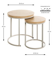 Set van twee bijzettafels met ronde houten bladen en een metalen onderstel, grotere tafelhoogte 49 cm, kleinere tafelhoogte 43 cm, bovenaanzicht