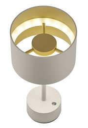 Moderne Akku-Tischleuchte in Weiß und Gold, von oben betrachtet, mit rundem Lampenschirm und integriertem Schalter auf der Basis.