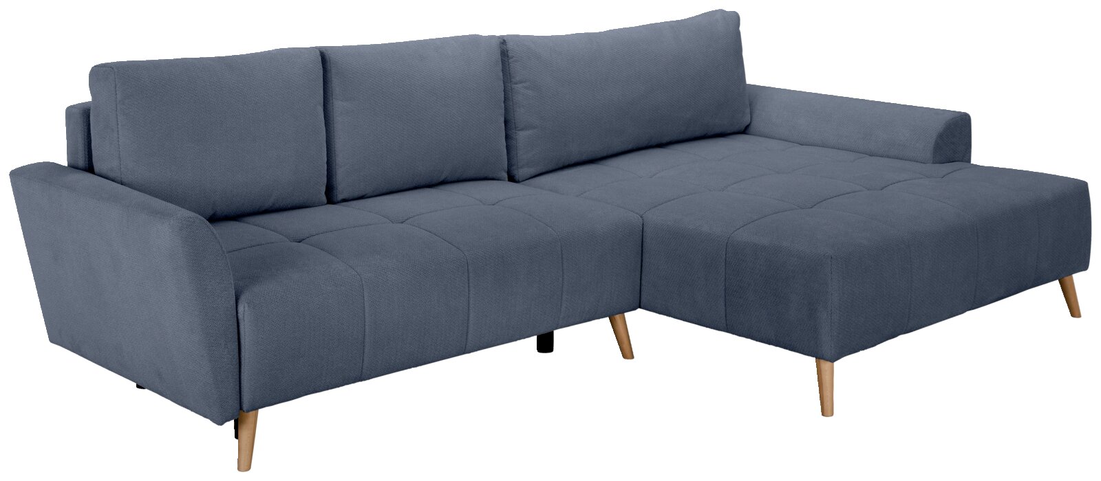 Z2 Ecksofa ZELDA Blaues Ecksofa mit Recamiere rechts, gepolsterter Sitzfläche und drei Rückenkissen, auf Holzfüßen, freigestellt auf weißem Hintergrund, Ansicht schräg von vorn.