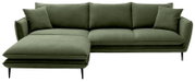 Olivgrünes Stoff-Ecksofa mit linker Recamiere, drei Sitzkissen und zwei Rückenkissen auf schwarzen Metallfüßen, Frontansicht leicht von oben freigestellt