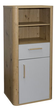 Beistellschrank aus Holz mit zwei offenen Fächern, einer Schublade und einer Tür, frontal betrachtet.