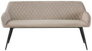 Elegante Sitzbank mit gesteppter Rückenlehne und schwarzen Beinen, Frontalansicht
