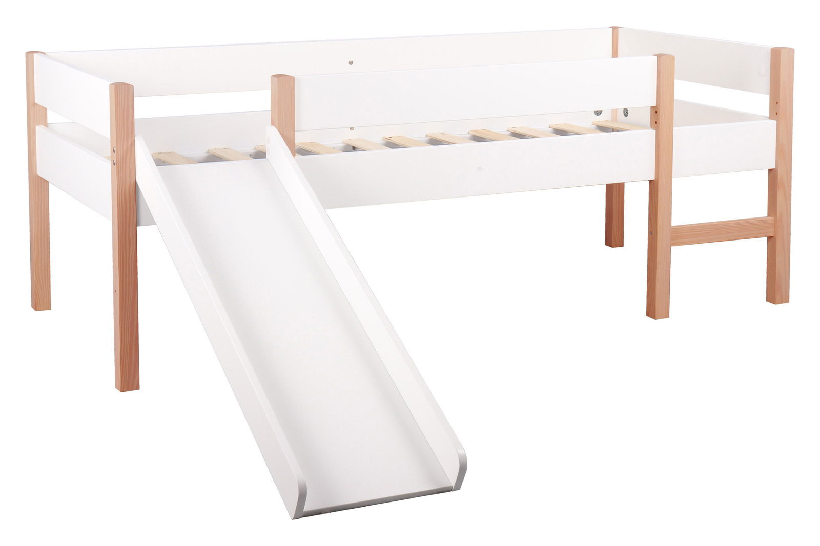 Weißes Kinderbett mit Rutsche, seitliche Perspektive