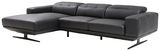 Schwarzes Ledersofa mit Longchair links, moderne Optik, seitliche Perspektive