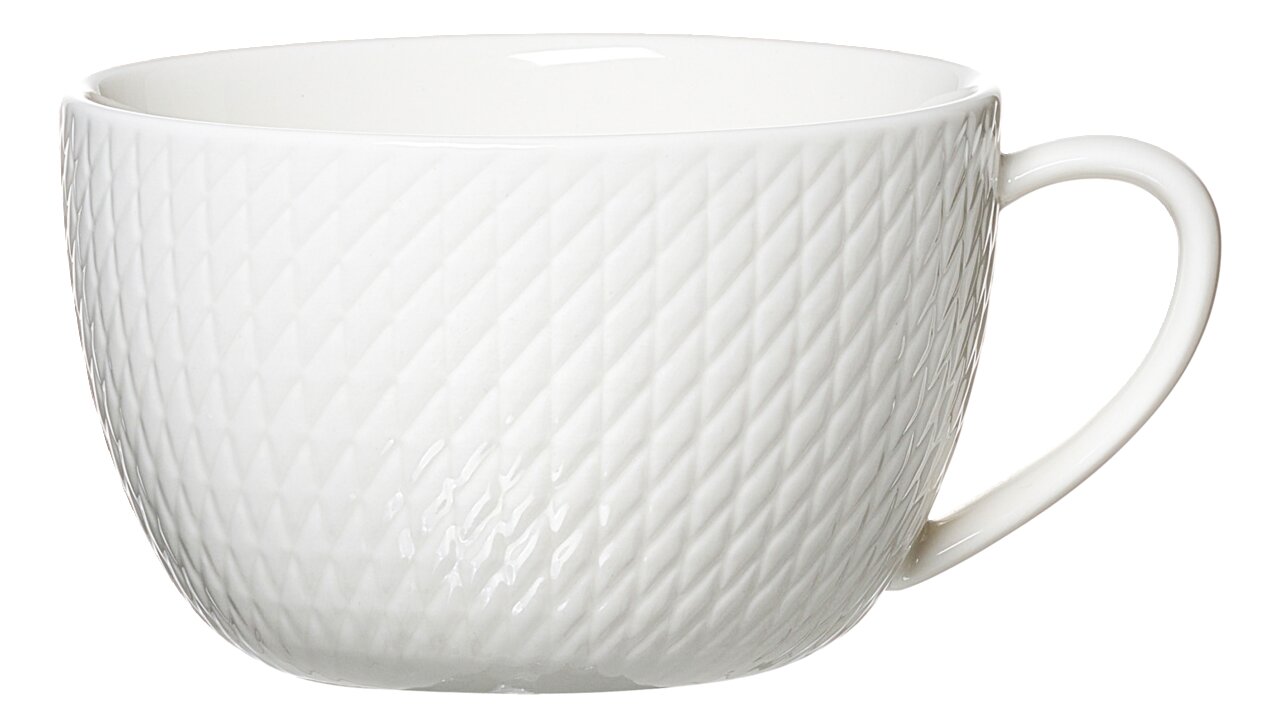 Weiße Cappuccinoobertasse mit Rautenmuster, seitliche Perspektive