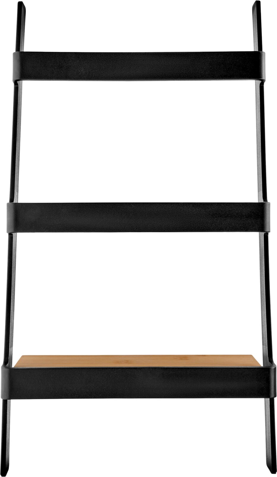Zwart metalen ladderrek met twee legplanken, frontale aanzicht, met een houten plank in het midden tegen witte achtergrond