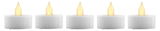 Fünf weiße LED-Teelichter mit gelber Flamme, frontal betrachtet.