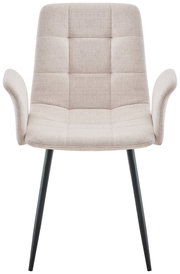 Beiger Armlehnstuhl mit gepolsterter Sitzfläche und Rückenlehne, schwarze Metallbeine, Frontalansicht