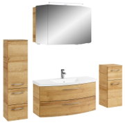 Badezimmermöbel-Set in Holzoptik mit Spiegelschrank, Waschbeckenunterschrank und zwei Hochschränken, frontal abgebildet.
