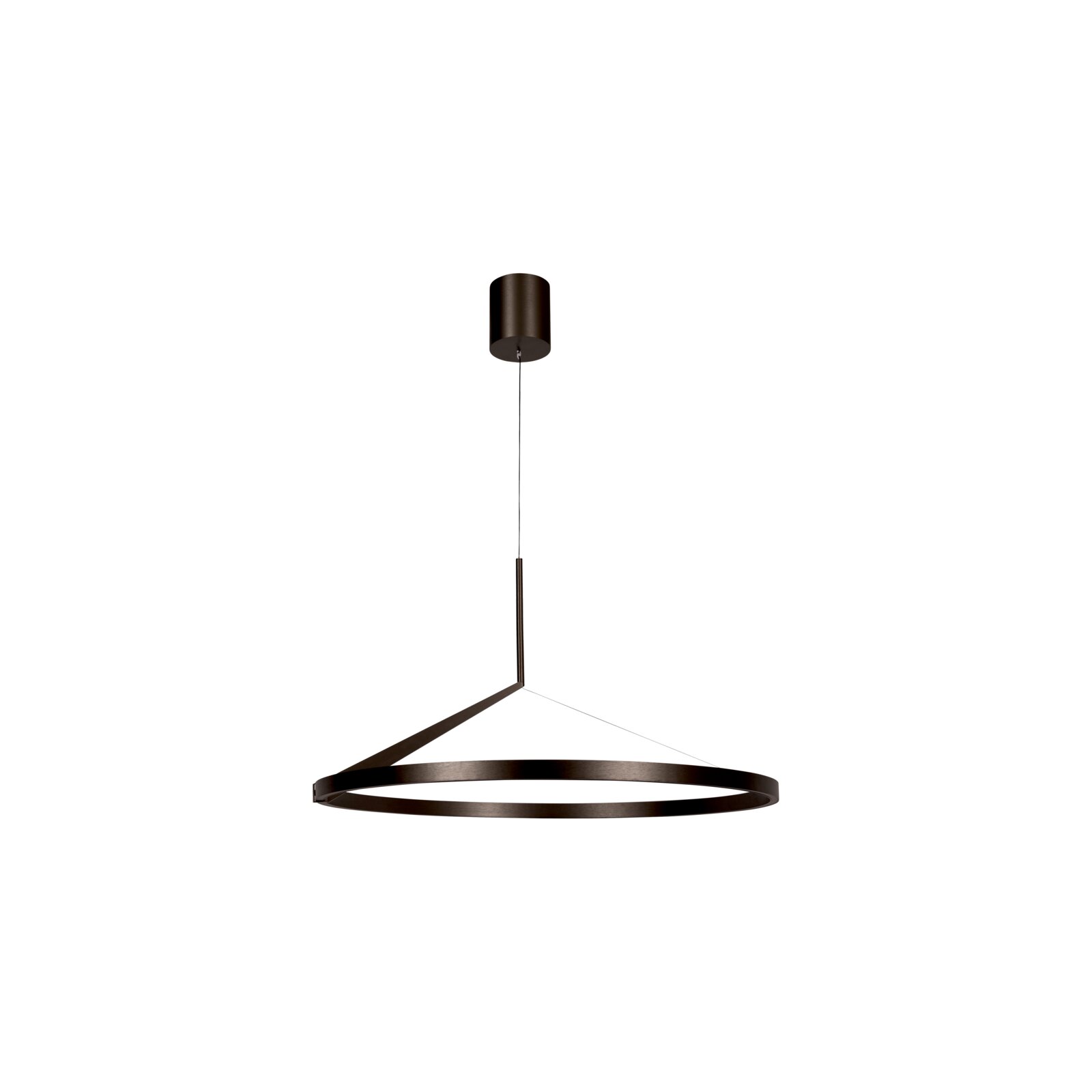 Moderne schwarze LED-Pendelleuchte mit großem ringförmigem Lampenkörper und zylindrischem Baldachin, freigestellt auf weißem Hintergrund, Ansicht von vorne mit leichtem Blick von unten