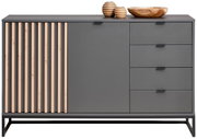 Modernes Sideboard in grauer Farbe mit Holzlamellen auf der linken Seite, einer Tür in der Mitte und vier Schubladen auf der rechten Seite. Perspektive: Frontalansicht.