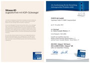 Zertifikat für den Aktiv-Sitz Sitness 4D mit AGR-Gütesiegel, ausgezeichnet für rückengerechte Produkte, präsentiert von TOPSTAR GmbH. Perspektive: Vorderansicht des Zertifikats.
