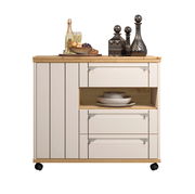 Buffetwagen mit Holzoberfläche, Schubladen und offenen Fächern, gefüllt mit Geschirr und Dekorationen, aus frontaler Perspektive.