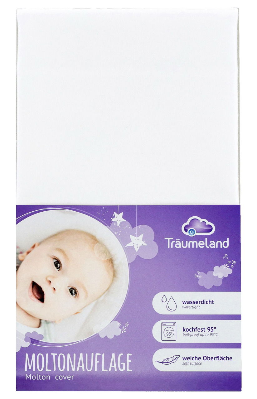 Nässeschutzauflage von Träumeland, Vorderansicht, wasserdicht, kochfest bis 95 Grad, weiche Oberfläche, mit Babybild auf der Verpackung.