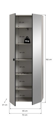 Grauer Hochschrank mit zwei geöffneten Türen und mehreren Einlegeböden, Maßangaben (H 192 cm, B 70 cm, T 37 cm) und 5-kg-Belastungsangabe im Innenraum, frontal in leichter Perspektive von vorn gezeigt.