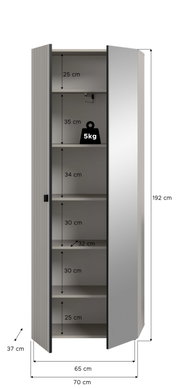 Grauer Hochschrank mit zwei geöffneten Türen und mehreren Einlegeböden, Maßangaben (H 192 cm, B 70 cm, T 37 cm) und 5-kg-Belastungsangabe im Innenraum, frontal in leichter Perspektive von vorn gezeigt.