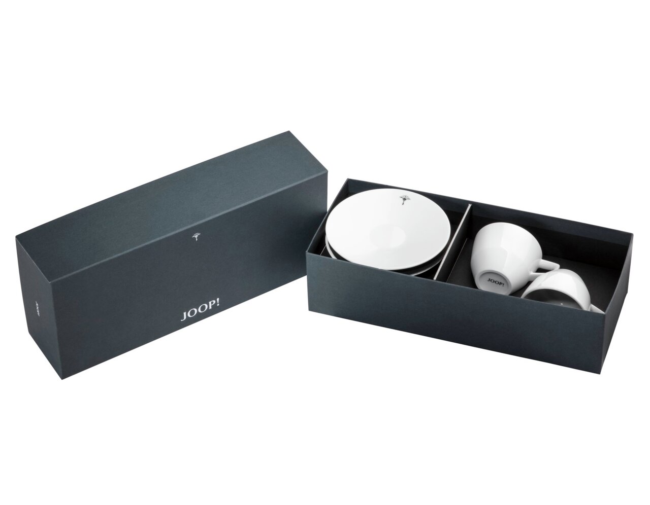 Espressotassen-Set in dunkelgrauer Geschenkbox, bestehend aus zwei weißen Tassen und Untertassen, von oben betrachtet.