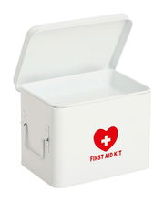 Weiße Medizinbox mit rotem Herz und Kreuz, Aufsicht mit geöffnetem Deckel