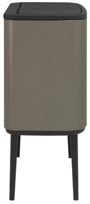 Moderner Abfalleimer mit rechteckigem Design, grauer Korpus und schwarzem Deckel, seitliche Perspektive.