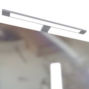 Moderne LED-Leuchte für Spiegelschrank, Ansicht von oben