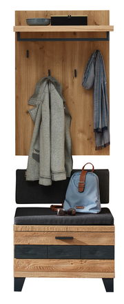 Garderobenpaneel aus Holz mit Ablage, Kleiderhaken und Sitzbank, frontal fotografiert.