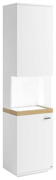 Weiße Vitrine mit Holzdetails, frontal betrachtet, mit zwei Türen und einem Glaseinsatz in der Mitte.