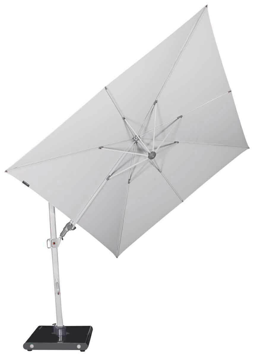 Moderner Pendelschirm in seitlicher Perspektive mit stabilem Standfuß und verstellbarem Schirmdach.