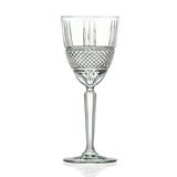Kristallglas mit elegantem Schliffmuster, seitliche Perspektive