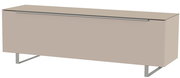 Beiges TV-Lowboard mit Metallfüßen, seitliche Perspektive