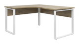 Moderner Eckschreibtisch in L-Form mit Holzoberfläche und weißen Metallbeinen, seitliche Perspektive
