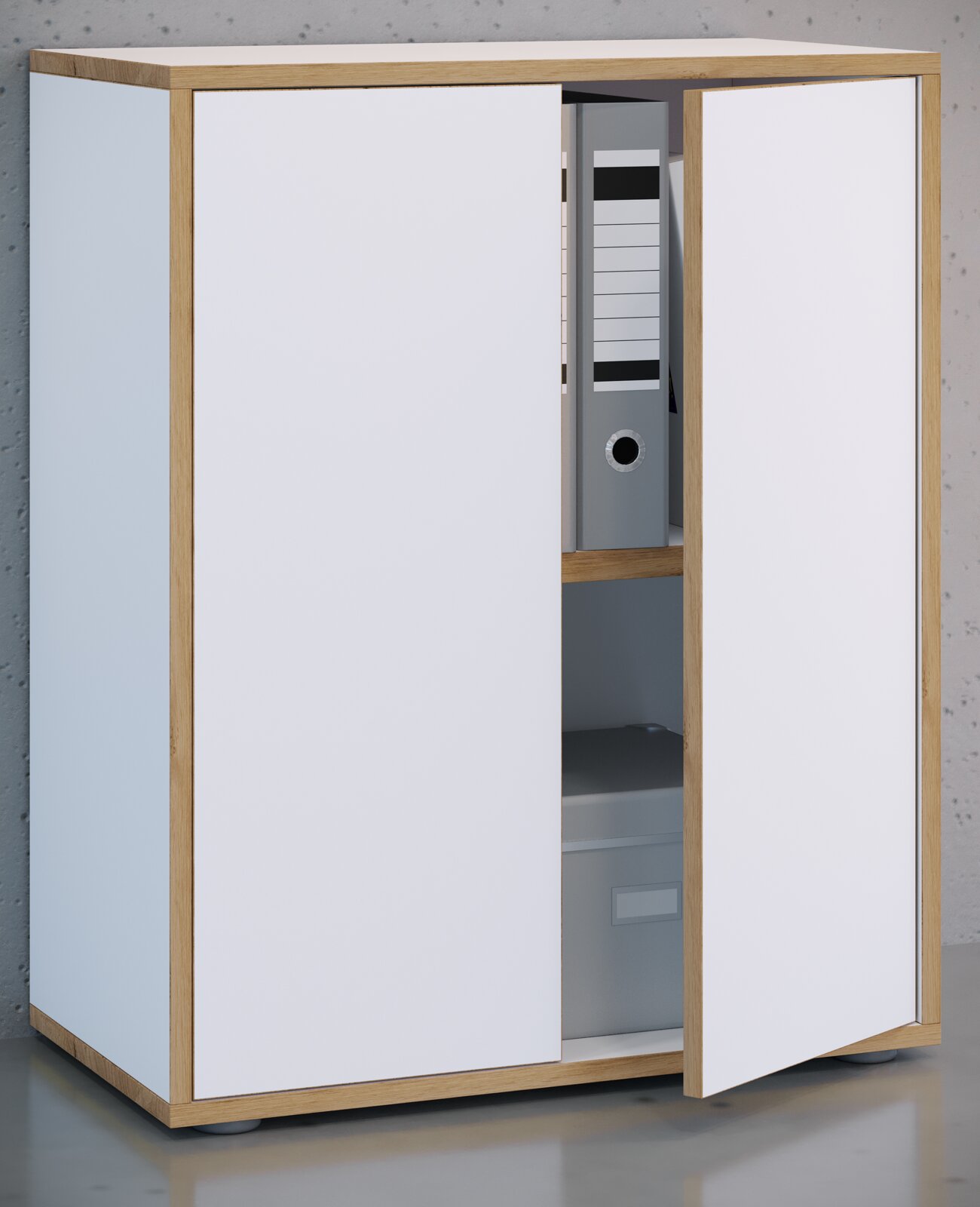 Moderner Aktenschrank in Weiß mit Holzrahmen, zwei Türen halb geöffnet und Blick auf Ordner und Aufbewahrungsboxen im Inneren, frontal in leichter Perspektive von rechts