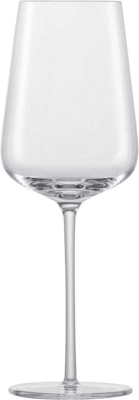 Elegantes Rieslingglas Vervino in Seitenansicht mit langem Stiel und schlanker Form.