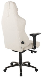 Rückansicht eines beigen Gaming-Stuhls mit verstellbaren Armlehnen und stabiler Basis auf Rollen.