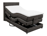 Boxspringbett mit verstellbarer Matratze in seitlicher Perspektive