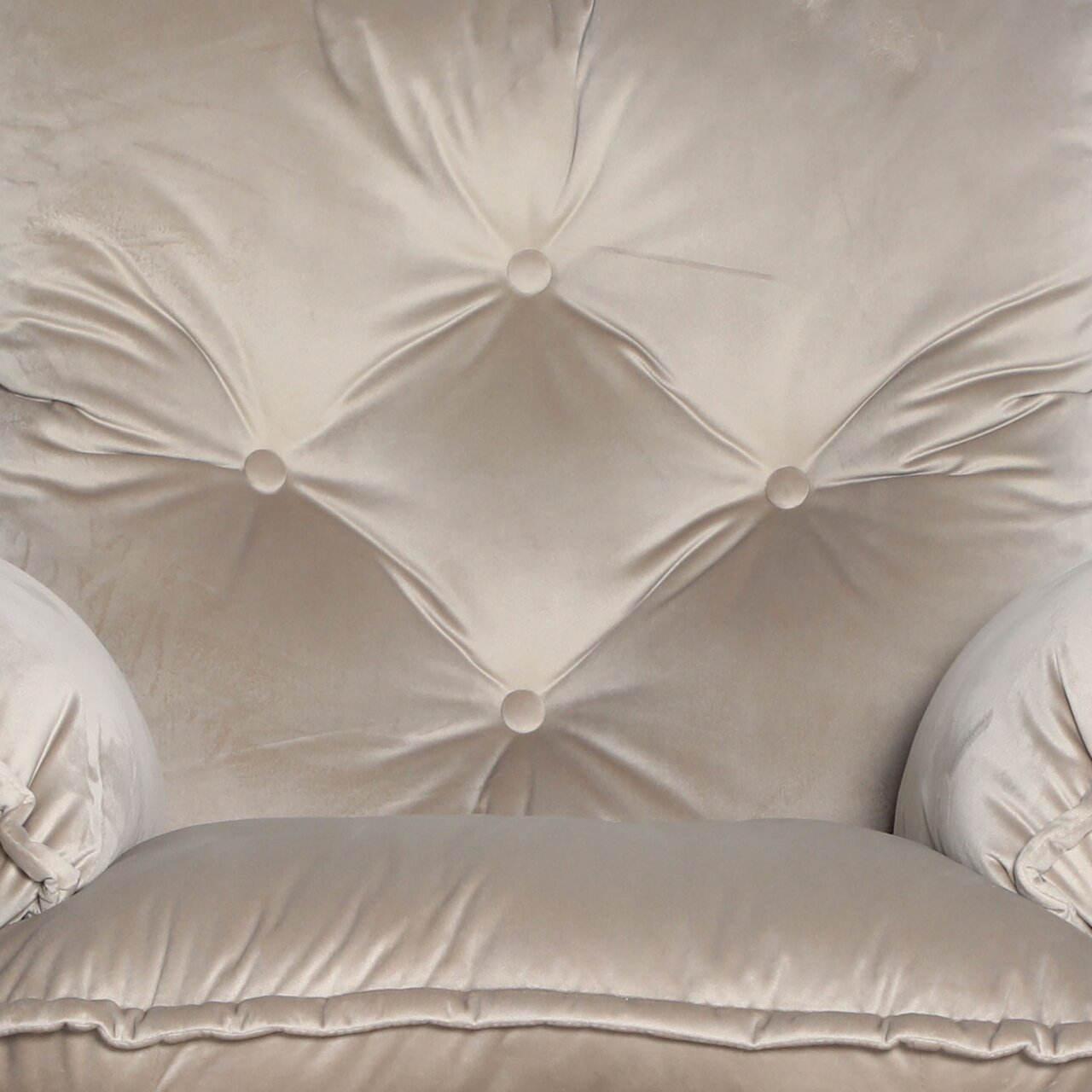 Venda Chefsessel CHESTER Nahaufnahme eines beigen Chefsessels mit Knopfheftung und weicher Polsterung, Vorderansicht