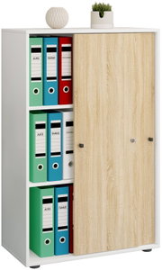 Weißer Büro-Aktenschrank mit Holzoptik-Schiebetür, teilweise geöffnet mit sichtbaren Ordnern; frontale Ansicht leicht von links.