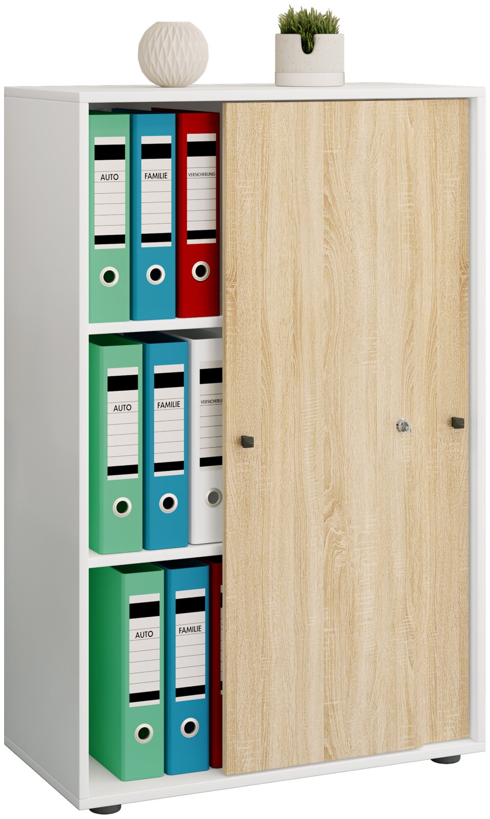 Weißer Büro-Aktenschrank mit Holzoptik-Schiebetür, teilweise geöffnet mit sichtbaren Ordnern; frontale Ansicht leicht von links.