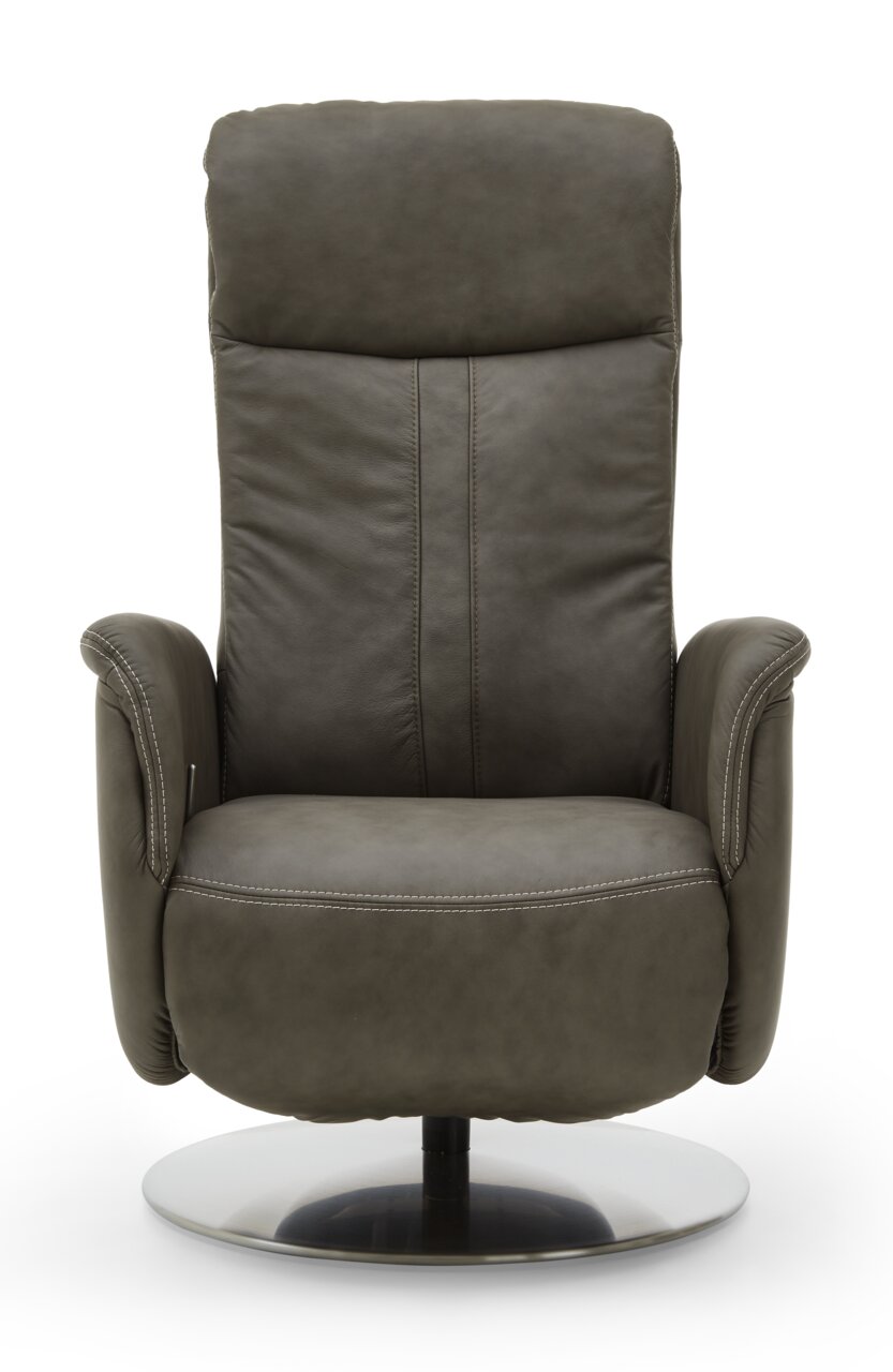 Vooraanzicht van een moderne relaxfauteuil van donker leer met een rond metalen onderstel.