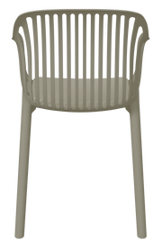 Stapelstuhl aus Kunststoff in Frontalansicht mit vertikalen Streben im Rückenbereich