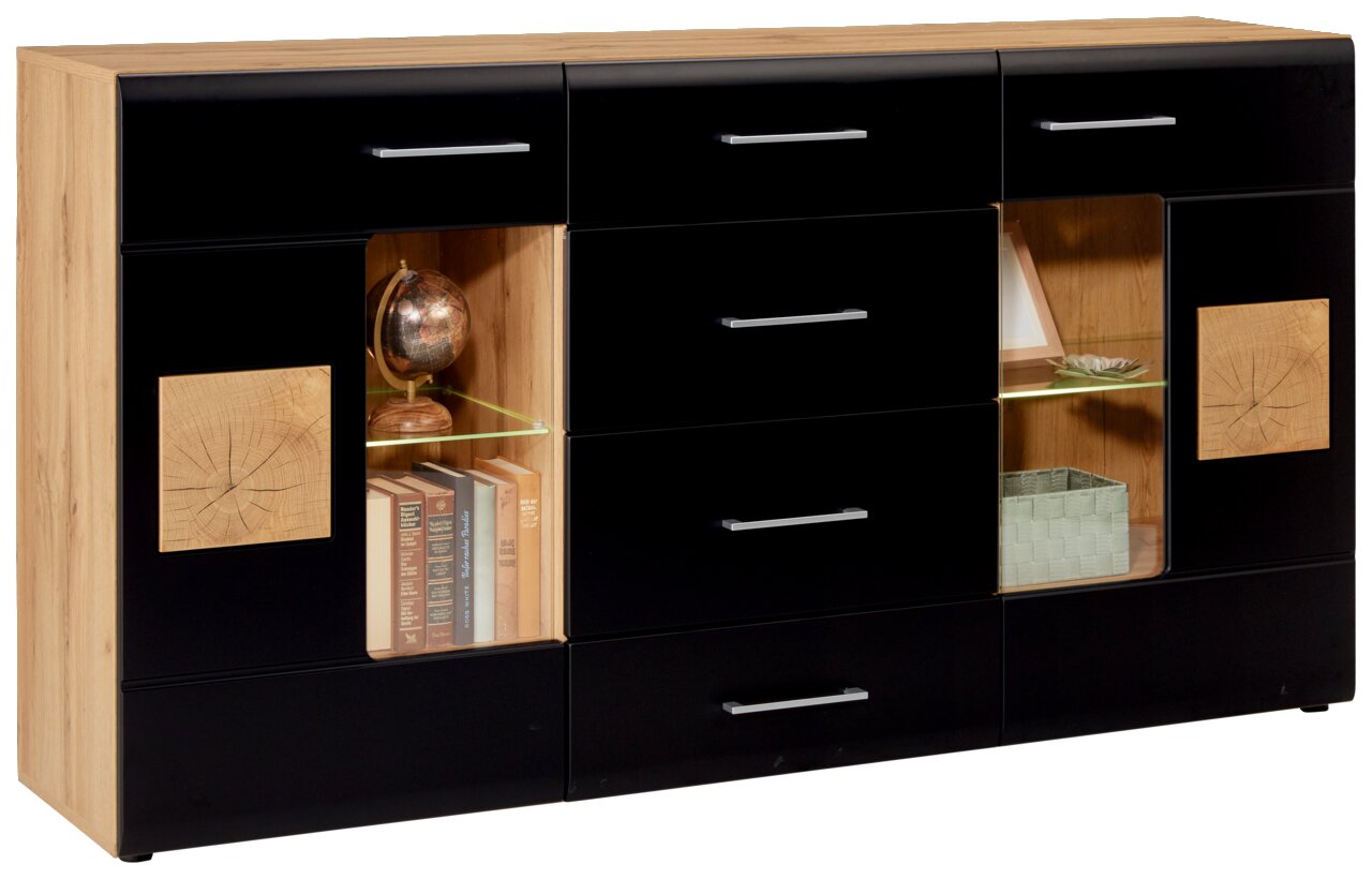 Modernes Sideboard mit schwarzer Front und Holzelementen, seitliche Glasvitrinen mit Beleuchtung, Perspektive von vorne links