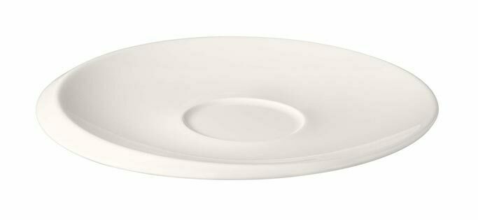 Weiße Kaffeeuntertasse NewMoon in seitlicher Perspektive