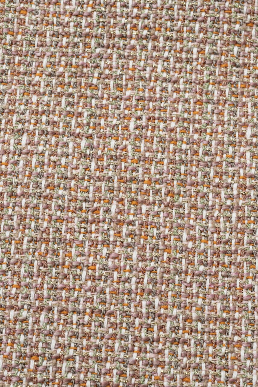 Close-up van een geweven textuur in verschillende bruintinten, geschikt voor een sierkussenhoes.