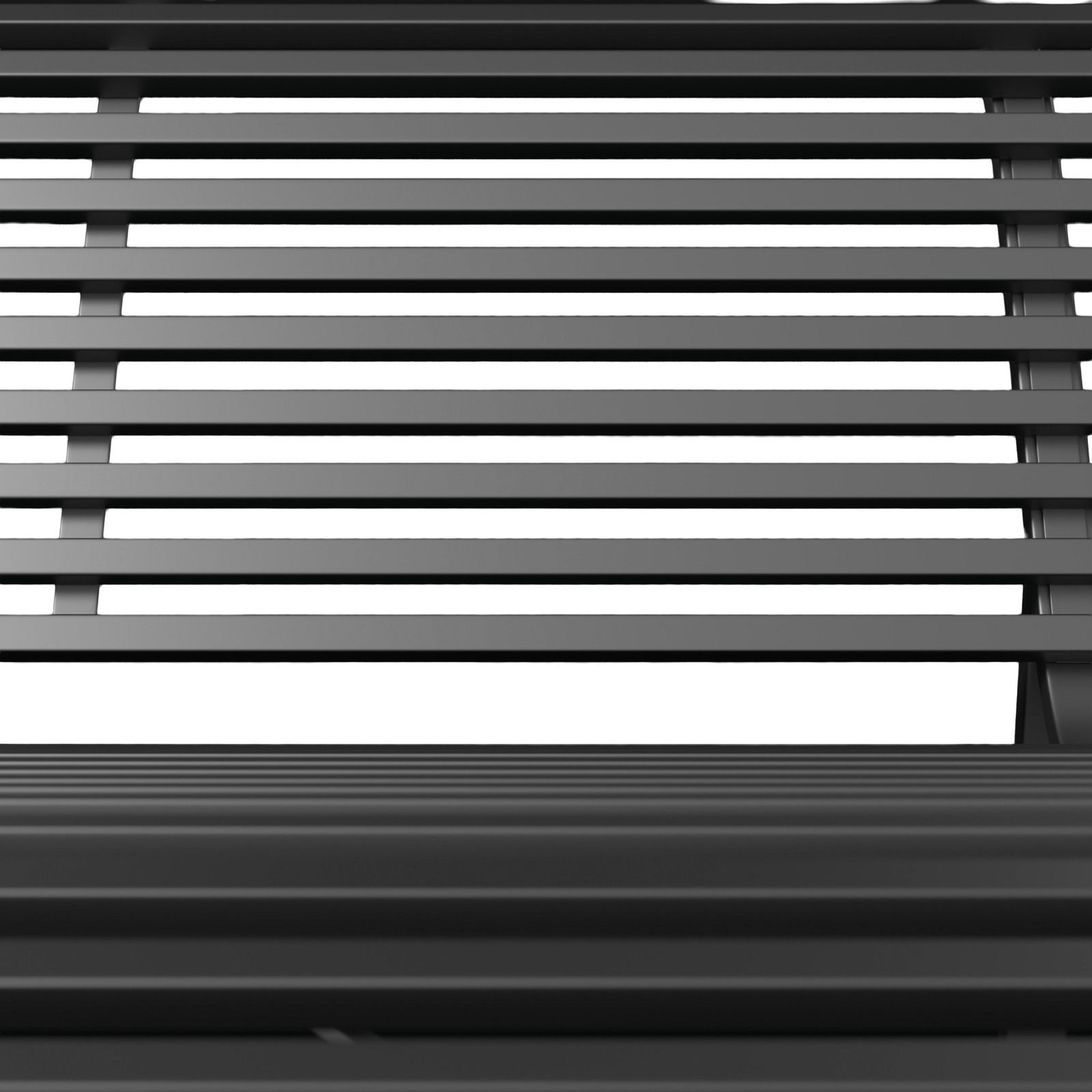 Nahaufnahme einer Gartenbank aus Metall mit horizontalen Streben, von oben betrachtet.